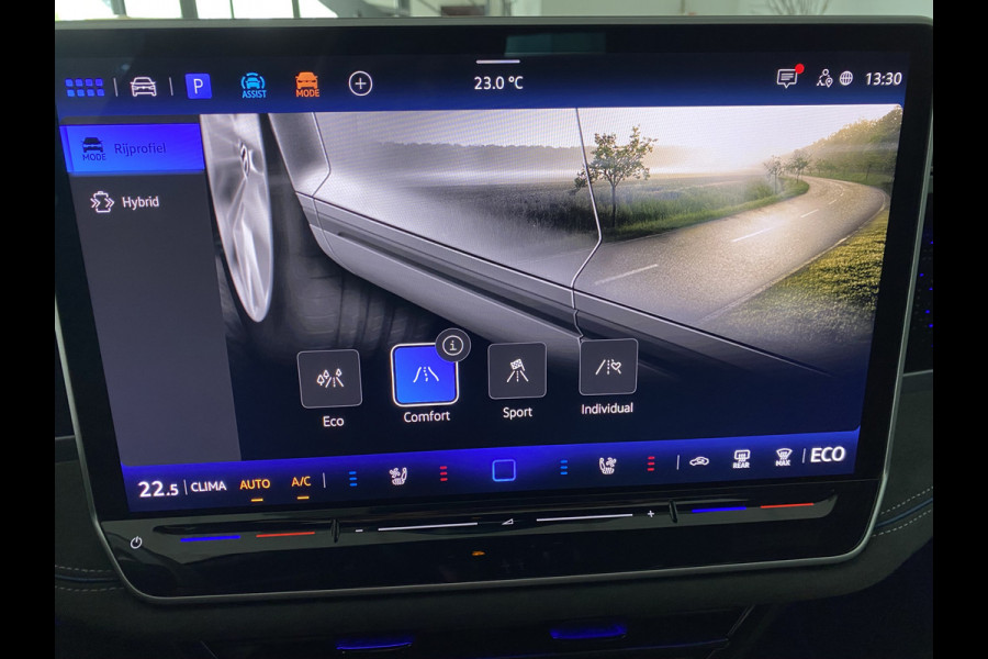 Volkswagen Passat Variant 1.5 eHybrid R-Line Edition 272 PK Panoramadak /Trekhaak /Carplay / Stoelverwarming/ koeling