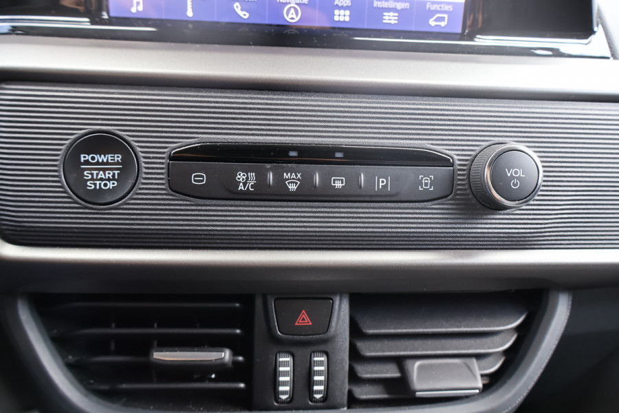 Ford Transit Courier 1.5 EcoBlue Limited Airco Navigatie Camera