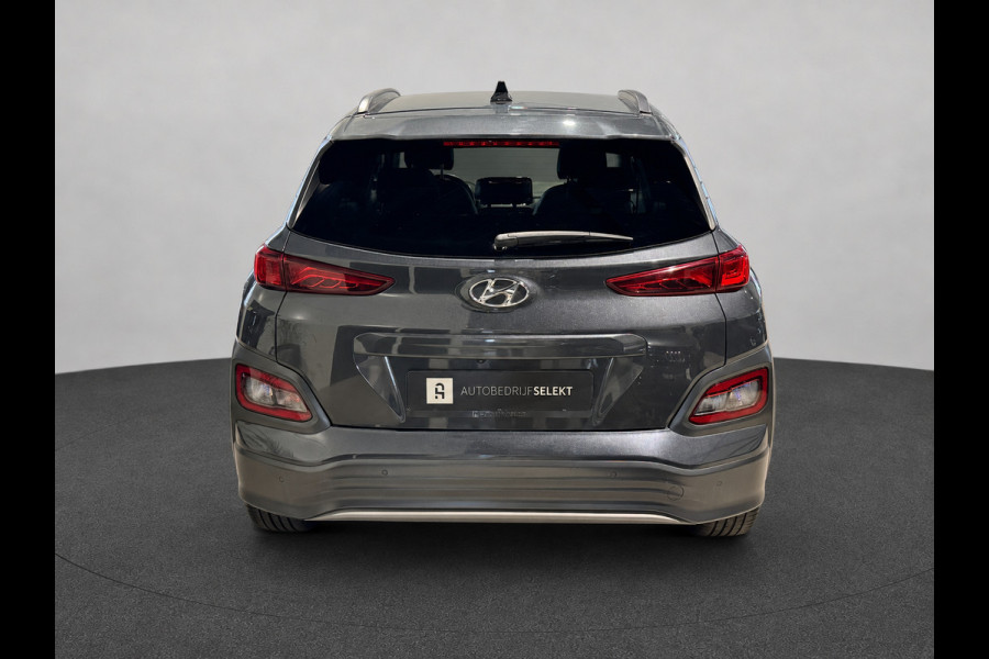 Hyundai Kona EV Comfort 64 kWh | 150 kW | 449 km WLTP | Stoelventilatie | Camera | Carplay | Dealer onderhouden