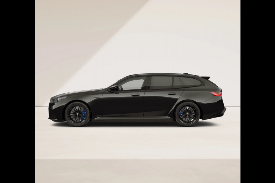 BMW 5 Serie Touring M5 - Pano - Trekhaak - Bowers & Wilkins