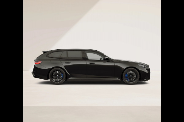 BMW 5 Serie Touring M5 - Pano - Trekhaak - Bowers & Wilkins