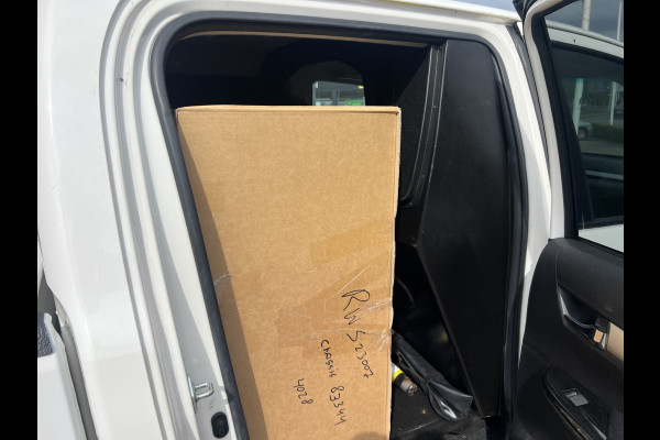 Toyota Hilux 2.4 D-4D-F Double Cab Professional