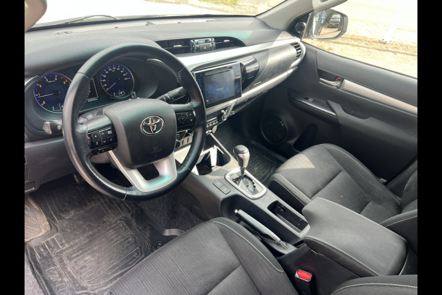 Toyota Hilux 2.4 D-4D-F Double Cab Professional