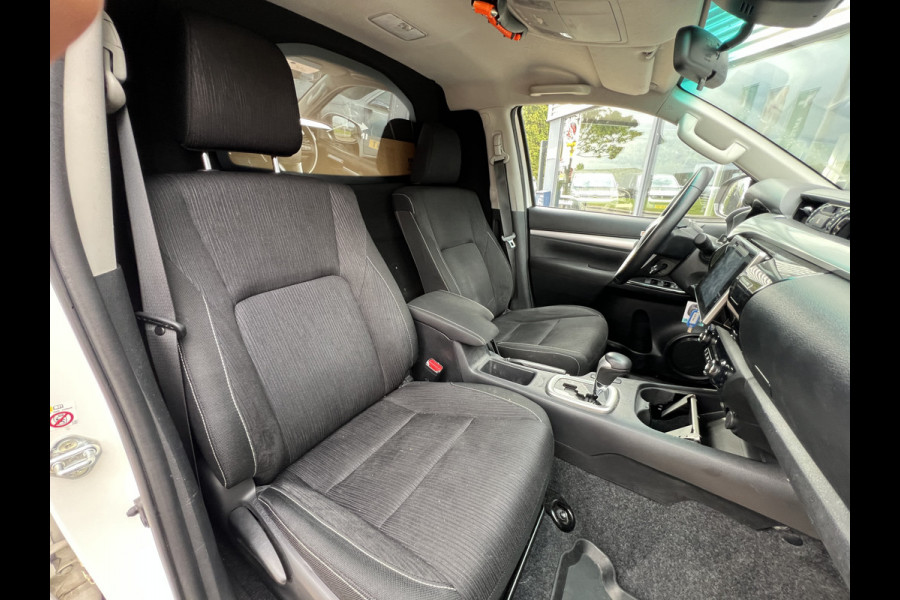 Toyota Hilux 2.4 D-4D-F Double Cab Professional