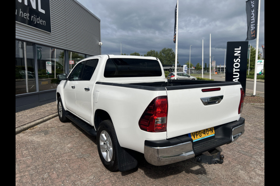 Toyota Hilux 2.4 D-4D-F Double Cab Professional