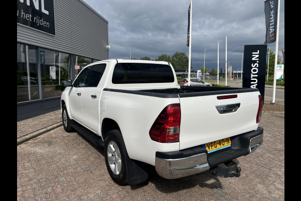 Toyota Hilux 2.4 D-4D-F Double Cab Professional