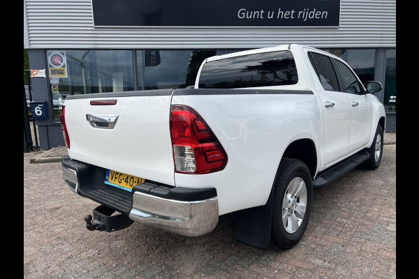 Toyota Hilux 2.4 D-4D-F Double Cab Professional