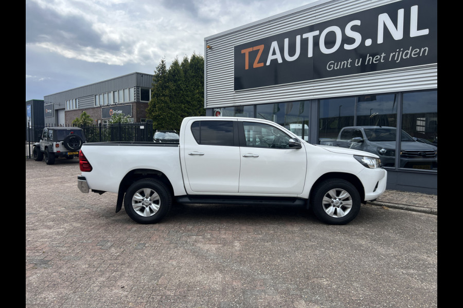 Toyota Hilux 2.4 D-4D-F Double Cab Professional