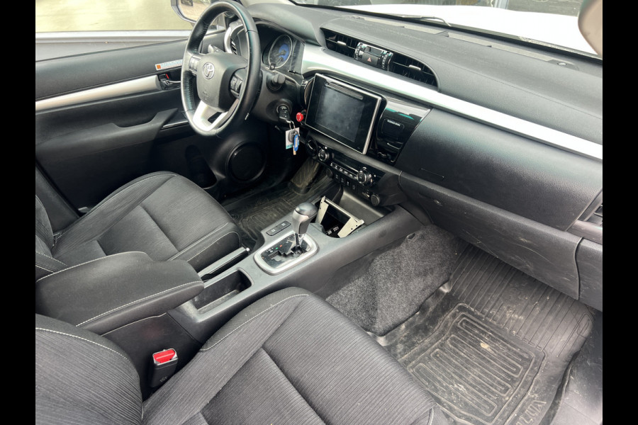 Toyota Hilux 2.4 D-4D-F Double Cab Professional