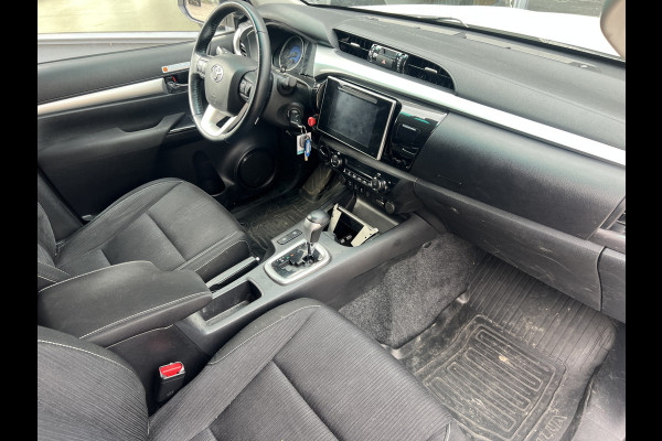 Toyota Hilux 2.4 D-4D-F Double Cab Professional