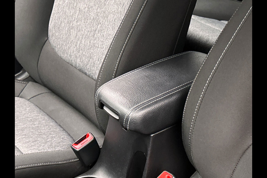 Kia Stonic 1.0 T-GDi DynamicLine | Origineel NL | Trekhaak | Airco | Carplay | PDC | Cruise/Control | Camera |