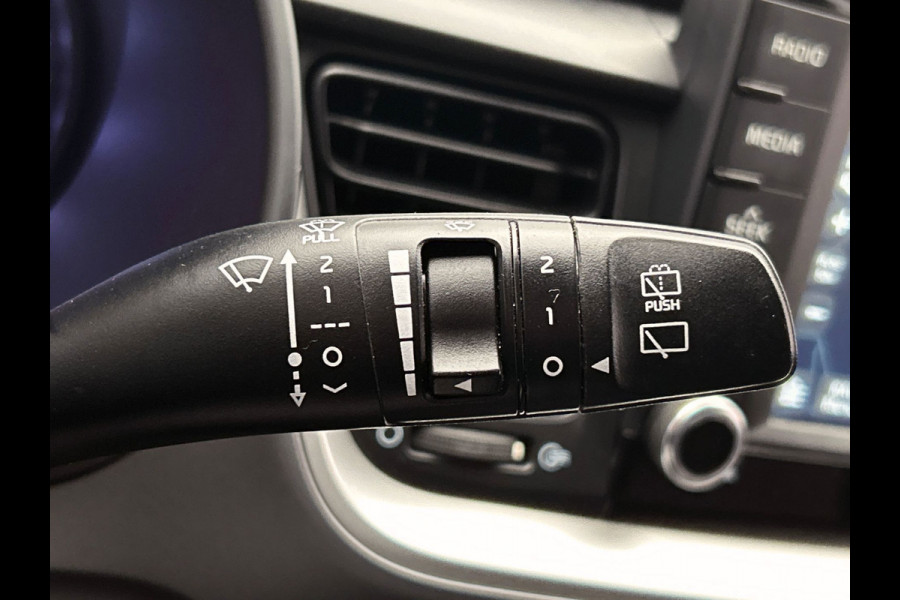 Kia Stonic 1.0 T-GDi DynamicLine | Origineel NL | Trekhaak | Airco | Carplay | PDC | Cruise/Control | Camera |