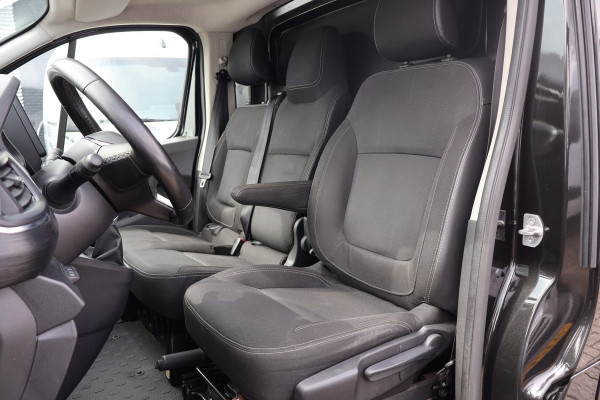 Renault Trafic 2.0 dCi 150pk L2 H1 Work Edition Automaat