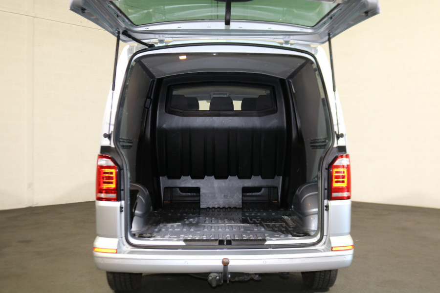 Volkswagen Transporter 2.0 TDI L2 H1 150pk DC 4-Motion Automaat Airco Led Trekhaak Camera