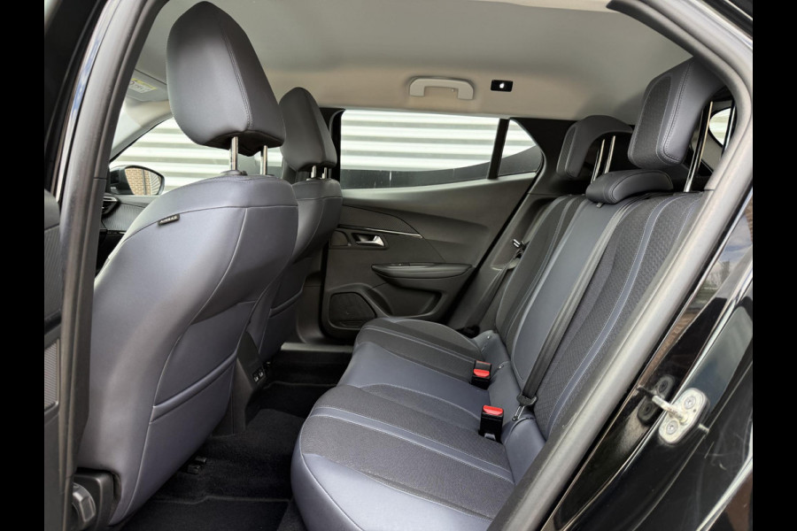 Peugeot 2008 1.2 PureTech Allure 1e Eigenaar|Navi|Camera|i-Cockpit|Clima|Cruise|Stoelverwarming|Carplay|PDC|APK tot 06-2028