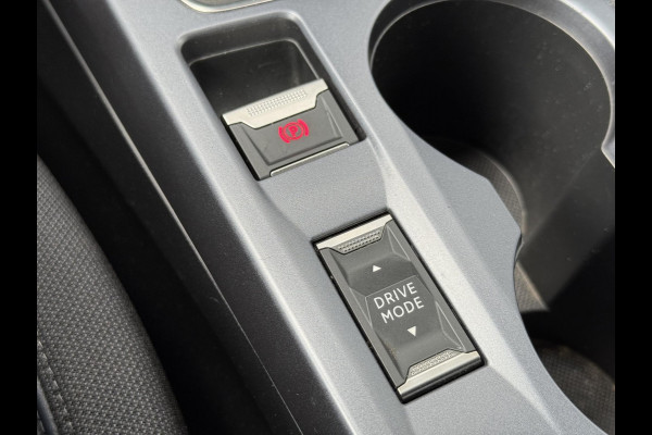 Peugeot 2008 1.2 PureTech Allure 1e Eigenaar|Navi|Camera|i-Cockpit|Clima|Cruise|Stoelverwarming|Carplay|PDC|APK tot 06-2028