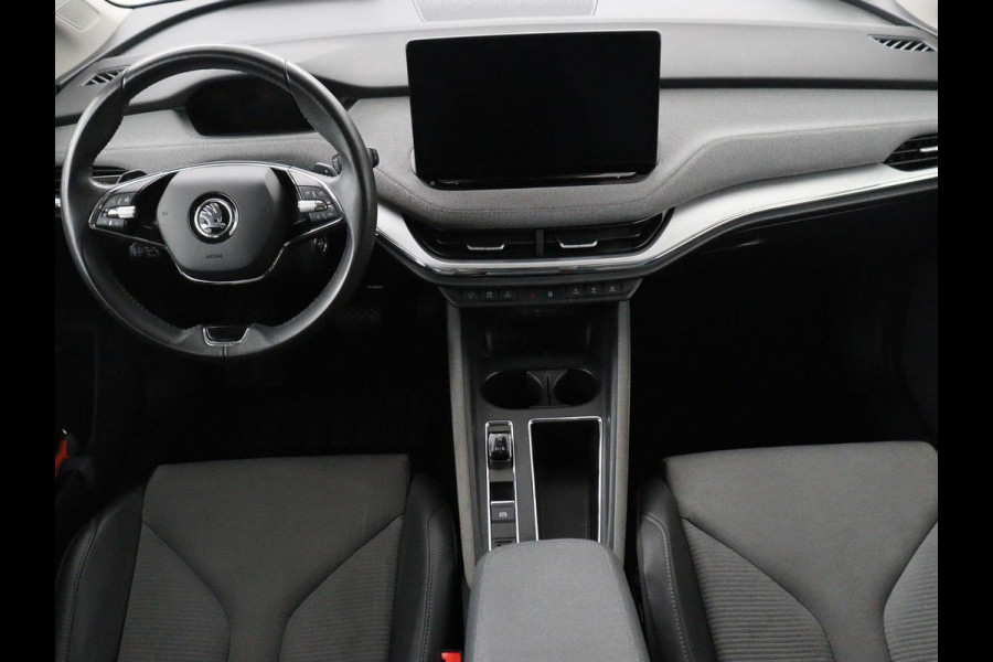 Škoda Enyaq iV 80 | SOH 92,1% | Memory | Half leder | Stuur/stoel verwarming | Adaptive cruise | Lane assist | Dode hoek | Carplay | Sfeer verlichting | Camera | Climate control | Elektrische achterklep