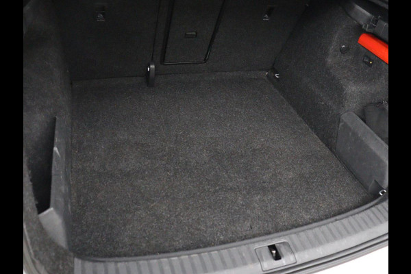 Škoda Enyaq iV 80 | SOH 92,1% | Memory | Half leder | Stuur/stoel verwarming | Adaptive cruise | Lane assist | Dode hoek | Carplay | Sfeer verlichting | Camera | Climate control | Elektrische achterklep