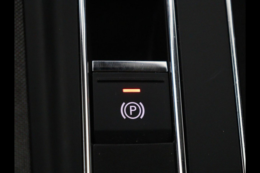 Škoda Enyaq iV 80 | SOH 92,1% | Memory | Half leder | Stuur/stoel verwarming | Adaptive cruise | Lane assist | Dode hoek | Carplay | Sfeer verlichting | Camera | Climate control | Elektrische achterklep