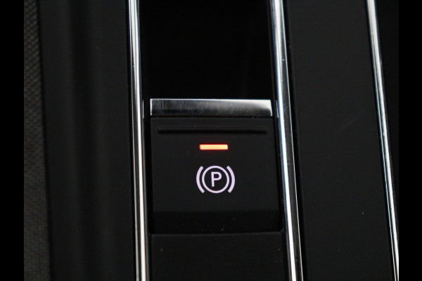 Škoda Enyaq iV 80 | SOH 92,1% | Memory | Half leder | Stuur/stoel verwarming | Adaptive cruise | Lane assist | Dode hoek | Carplay | Sfeer verlichting | Camera | Climate control | Elektrische achterklep