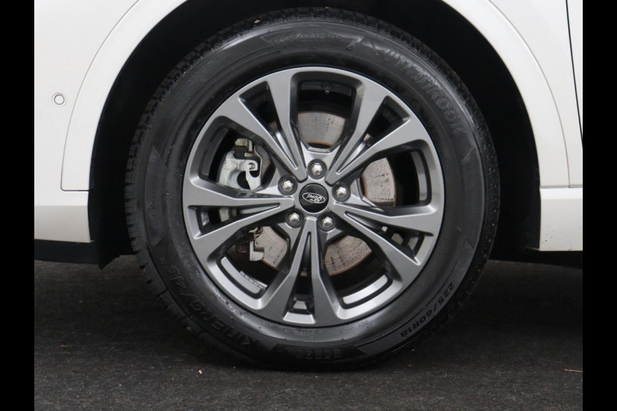 Ford Kuga 2.5 PHEV ST-Line | SOH 87,2% | Stuur/stoel verwarming | Adaptive cruise | Head-up | Full LED | Achterbank verwarming | Virtueel dashboard | Navigatie | Bluetooth | Keyless