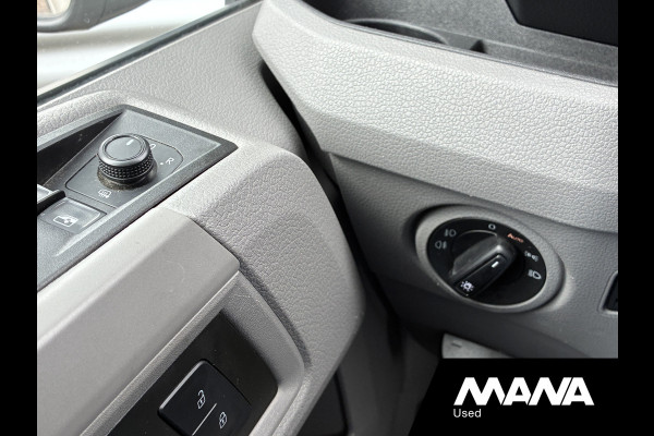 Volkswagen Crafter 30 2.0 TDI L3H2 Cruise Camera Carplay Trekhaak Voorruitverwarming