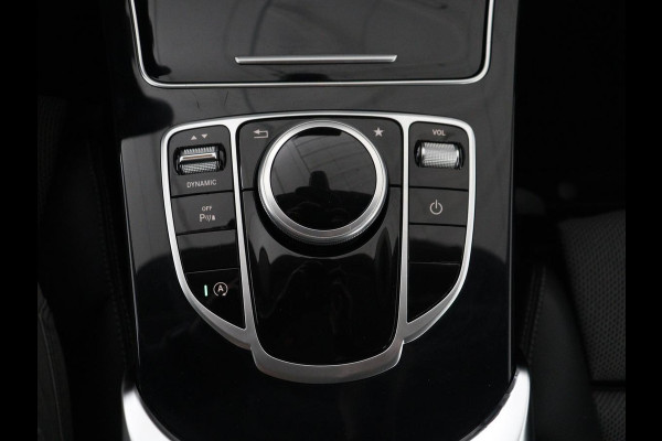 Mercedes-Benz C-Klasse Estate 180 Business Solution | Half leder | Stoelverwarming | Navigatie | Bluetooth | Camera | Park assist | Cruise control | Climate control | Elektrische achterklep | Trekhaak