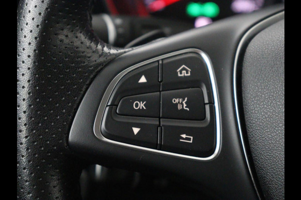 Mercedes-Benz C-Klasse Estate 180 Business Solution | Half leder | Stoelverwarming | Navigatie | Bluetooth | Camera | Park assist | Cruise control | Climate control | Elektrische achterklep | Trekhaak