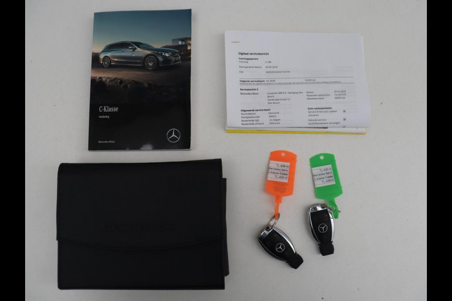 Mercedes-Benz C-Klasse Estate 180 Business Solution | Half leder | Stoelverwarming | Navigatie | Bluetooth | Camera | Park assist | Cruise control | Climate control | Elektrische achterklep | Trekhaak