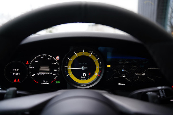 Porsche 911 992 3.0 Carrera 4 GTS Lifting Bose Sport Chrono Schuifkanteldak