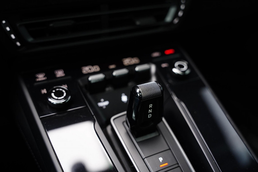Porsche 911 992 3.0 Carrera 4 GTS Lifting Bose Sport Chrono Schuifkanteldak