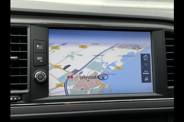 Seat Leon 1.0 EcoTSI Style Business Intense Navi|PDC V+A|Clima|Carplay|Cruise|N.A.P|APK tot 02-2027