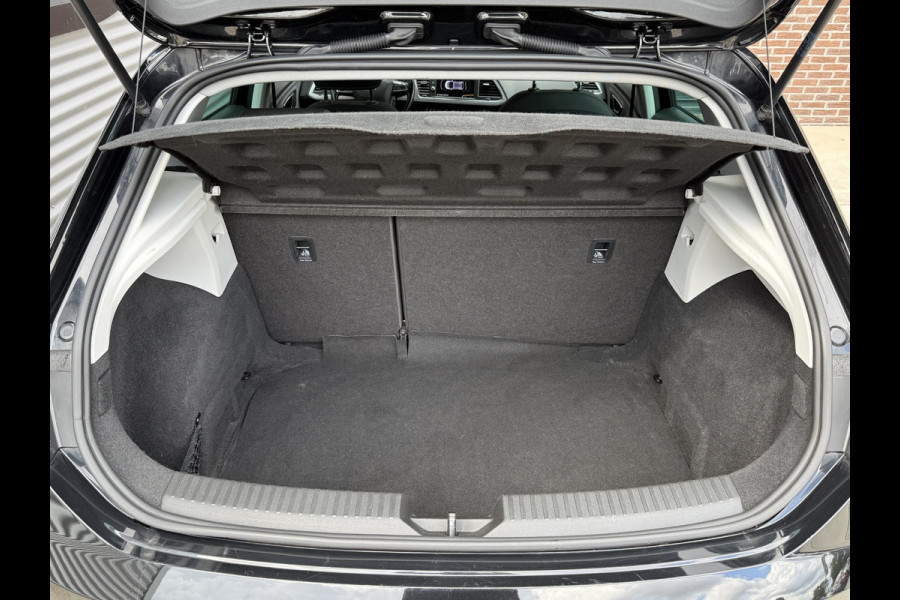 Seat Leon 1.0 EcoTSI Style Business Intense Navi|PDC V+A|Clima|Carplay|Cruise|N.A.P|APK tot 02-2027