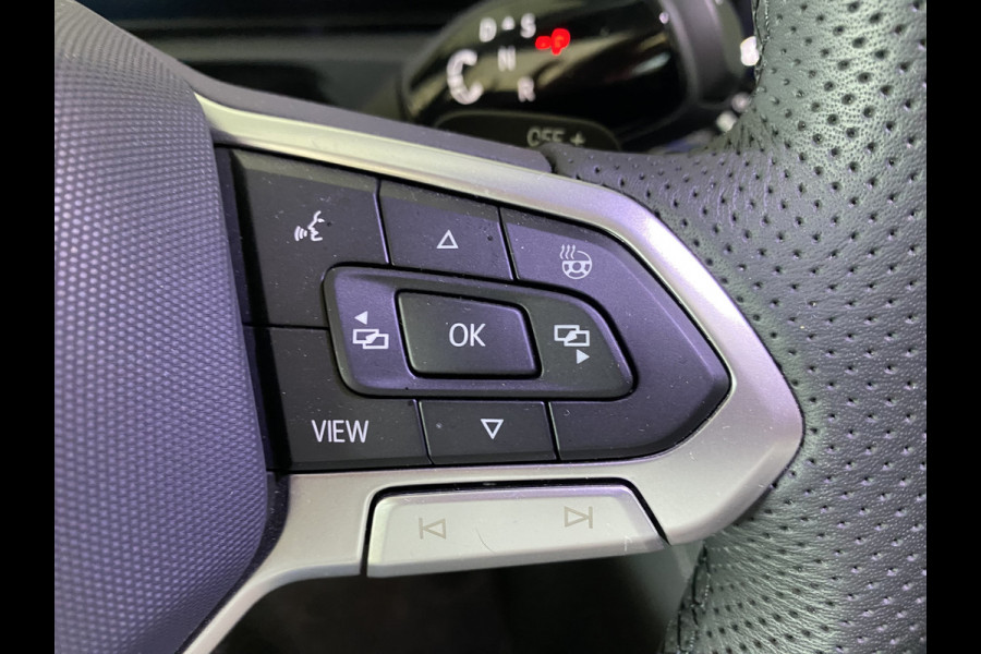 Volkswagen Tiguan 1.5 eHybrid R-Line Edition 272 PK Black-Style Panoramadak ,  Headup , Dynamic Light, Trekhaak, Leer , Massage stoelen