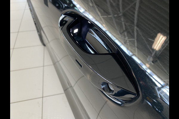 Volkswagen Tiguan 1.5 eHybrid R-Line Edition 272 PK Black-Style Panoramadak ,  Headup , Dynamic Light, Trekhaak, Leer , Massage stoelen