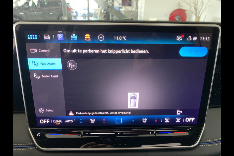 Volkswagen Tiguan 1.5 eHybrid R-Line Edition 272 PK Black-Style Panoramadak ,  Headup , Dynamic Light, Trekhaak, Leer , Massage stoelen