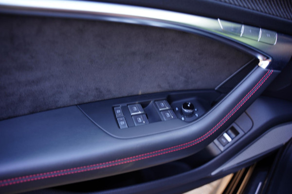 Audi RS6 Avant TFSI Quattro / Dynamica Pakket Plus / B&O Surround Systeem