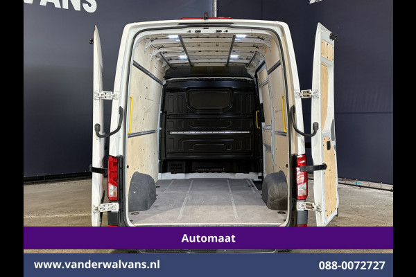 Volkswagen Crafter 2.0 TDI 141pk Automaat L3H3 L2H2 Euro6 Airco | Camera | Navigatie | Apple Carplay Android Auto, Parkeersensoren, Bijrijdersbank, 3000kg trekvermogen