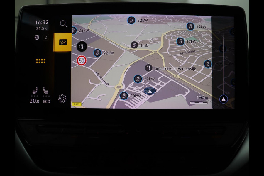 Volkswagen ID.4 First Max 77 kWh | SOH 91,7% | Memory | Panoramadak | Half leder | Head-up | Stoelverwarming | Adaptive cruise | Lane assist | Sfeerverlichting | Carplay | 360 camera | Elektrische achterklep