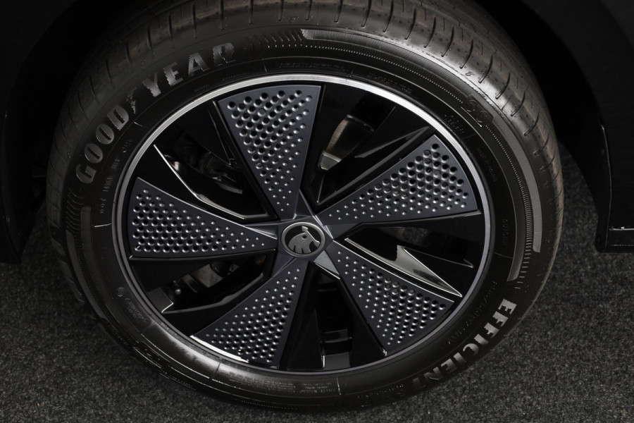 Škoda Kamiq Monte Carlo 1.0 TSI 115 pk DSG-7 | Adaptive Cruise | Panoramadak | Blind Spot | Winterpakket