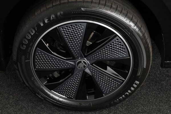 Škoda Kamiq Monte Carlo 1.0 TSI 115 pk DSG-7 | Adaptive Cruise | Panoramadak | Blind Spot | Winterpakket