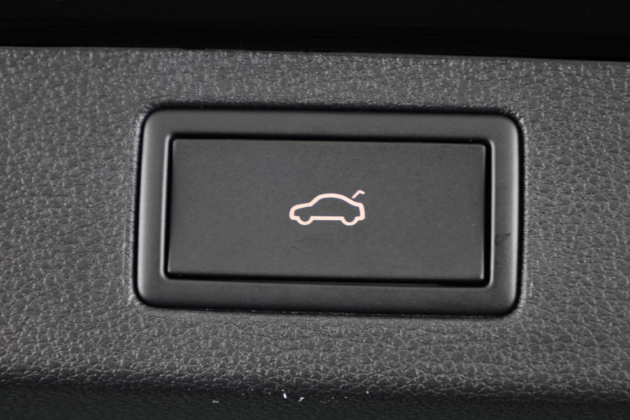 Škoda Kamiq Monte Carlo 1.0 TSI 115 pk DSG-7 | Adaptive Cruise | Panoramadak | Blind Spot | Winterpakket