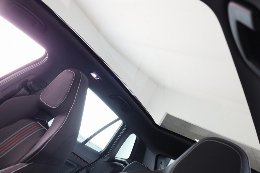 Škoda Kamiq Monte Carlo 1.0 TSI 115 pk DSG-7 | Adaptive Cruise | Panoramadak | Blind Spot | Winterpakket