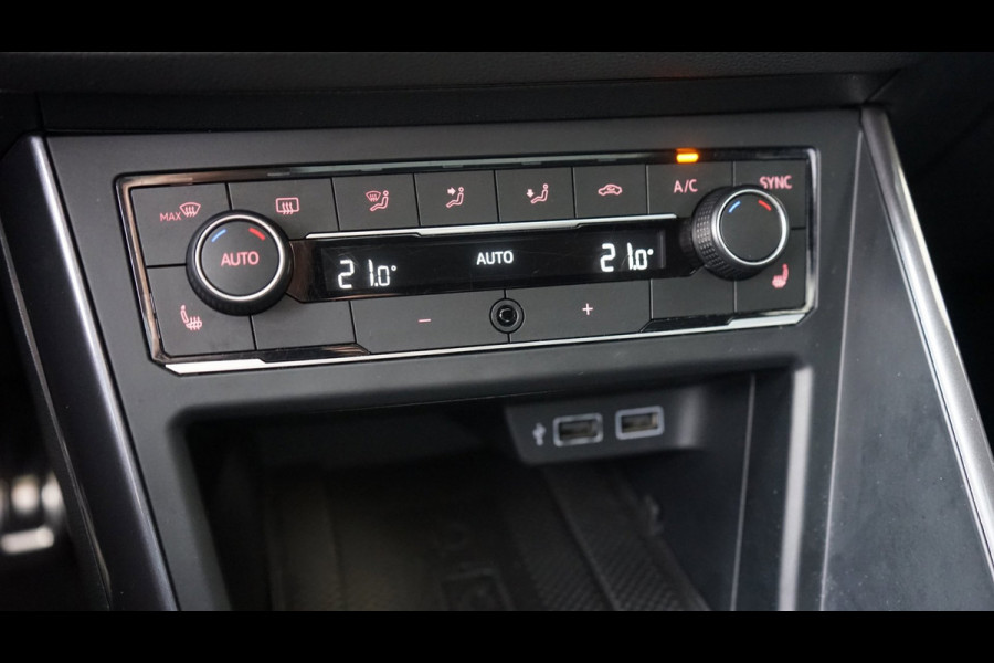 Volkswagen Polo 1.5 TSI R-Line AUTOMAAT|ACC|CAMERA|CARPLAY|DAB|FULL LED|KEYLESS|NAVIGATIE|MODE|PANORAMA|VIRTUEEL