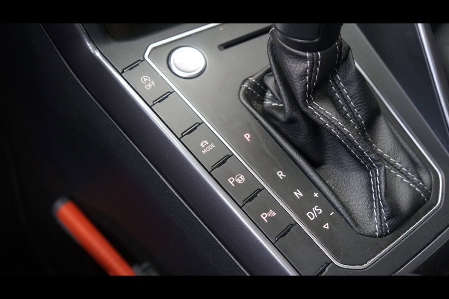 Volkswagen Polo 1.5 TSI R-Line AUTOMAAT|ACC|CAMERA|CARPLAY|DAB|FULL LED|KEYLESS|NAVIGATIE|MODE|PANORAMA|VIRTUEEL
