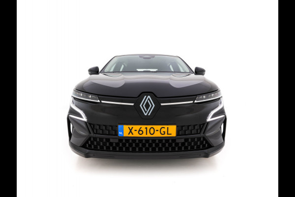 Renault Mégane E-Tech EV40 Boost Charge Equilibre [3-Fase-11kW] (INCL.BTW) Aut. *DIGI-COCKPIT | FULL-LED | COMFORT-SEATS | NAVI-FULLMAP | CAMERA | SHIFT-PADDLES | ECC | PDC | CRUISE | 18''ALU*