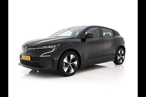Renault Mégane E-Tech EV40 Boost Charge Equilibre [3-Fase-11kW] (INCL.BTW) Aut. *DIGI-COCKPIT | FULL-LED | COMFORT-SEATS | NAVI-FULLMAP | CAMERA | SHIFT-PADDLES | ECC | PDC | CRUISE | 18''ALU*