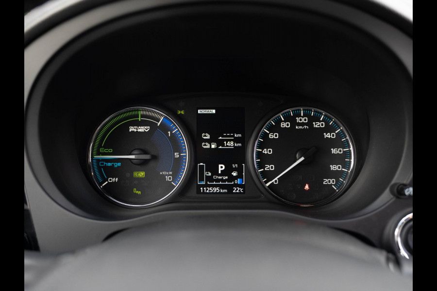 Mitsubishi Outlander 2.4 PHEV Intense | SOH 86% | Carplay | Trekhaak |