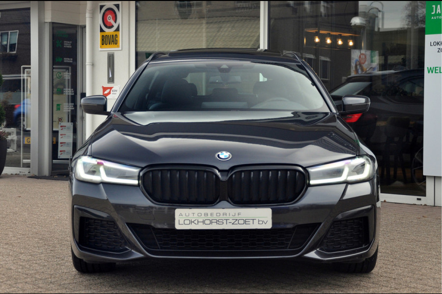 BMW 5 Serie Touring 518d High Executive Edition | M-Sport | 20 inch | Panorama | Individual Dakota Leder