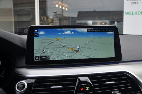 BMW 5 Serie Touring 518d High Executive Edition | M-Sport | 20 inch | Panorama | Individual Dakota Leder
